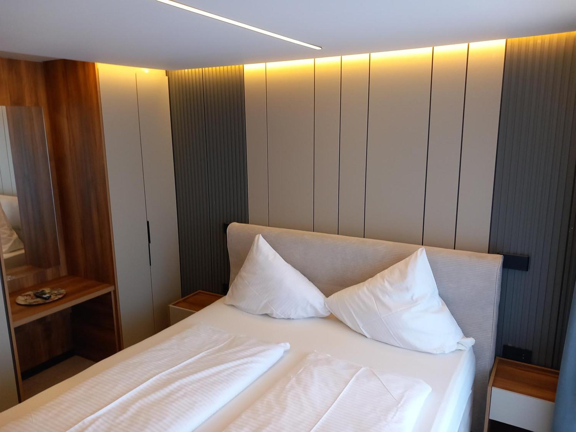 Hotel Hafez Bad Salzuflen Quarto foto
